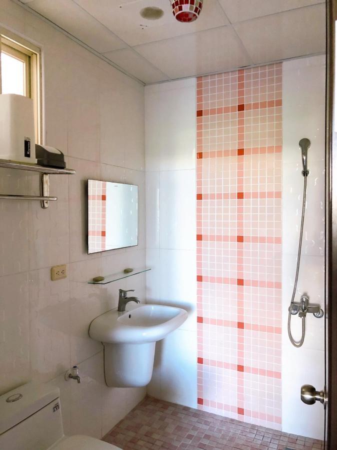 卡布-花藝小民宿 Taitung Floral B&B Esterno foto